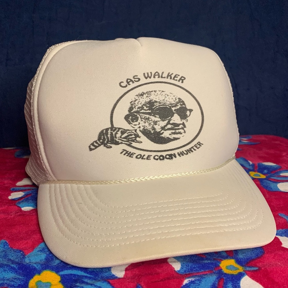 Vintage Cas Walker‎ The Ole Coon Hunter Trucker Hat